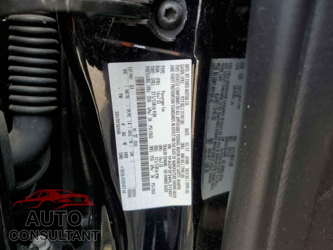 FORD FOCUS 2017 - 1FADP3F24HL312457