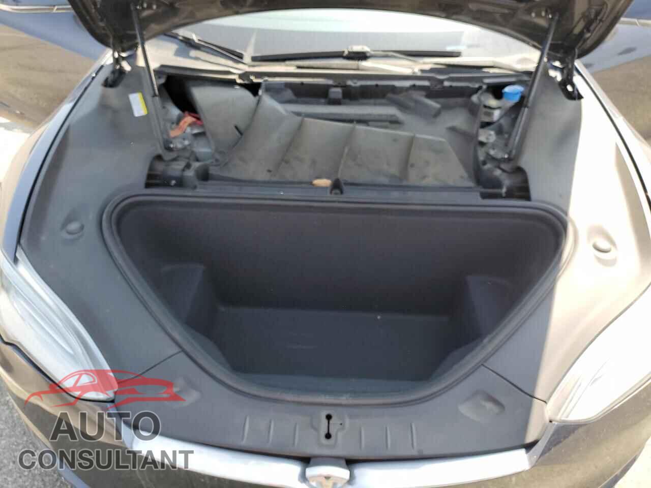 TESLA MODEL S 2016 - 5YJSA1E27GF175606
