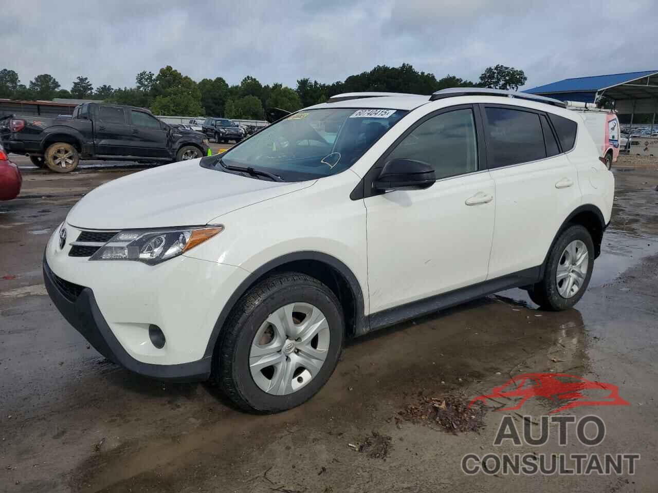 TOYOTA RAV4 2015 - JTMZFREV5FJ050670