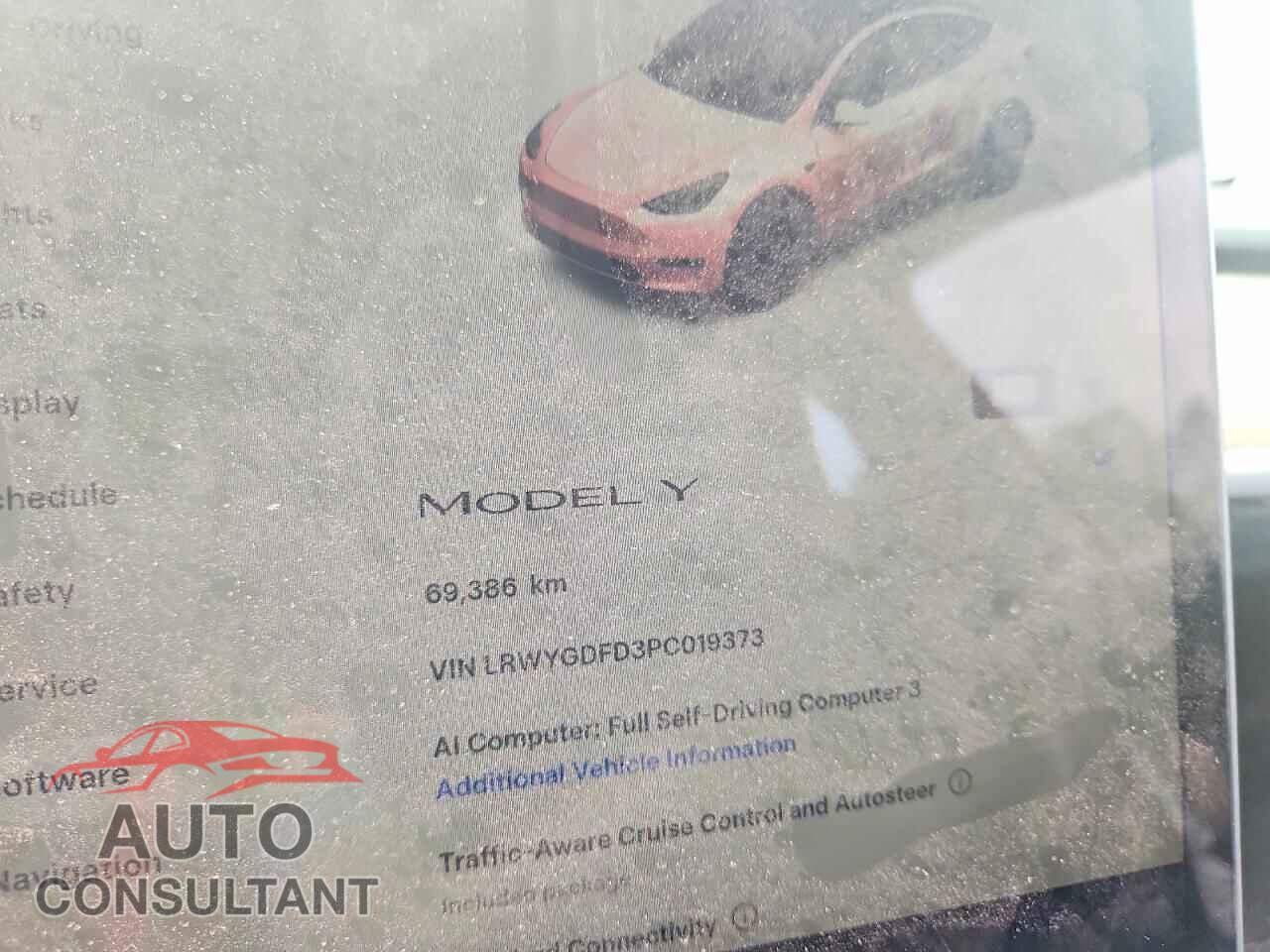 TESLA MODEL Y 2023 - LRWYGDFD3PC019373