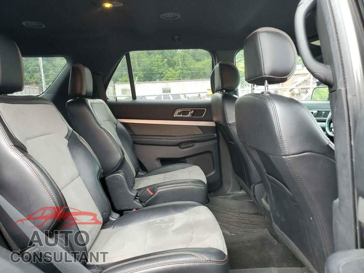 FORD EXPLORER 2017 - 1FM5K8D86HGB50675