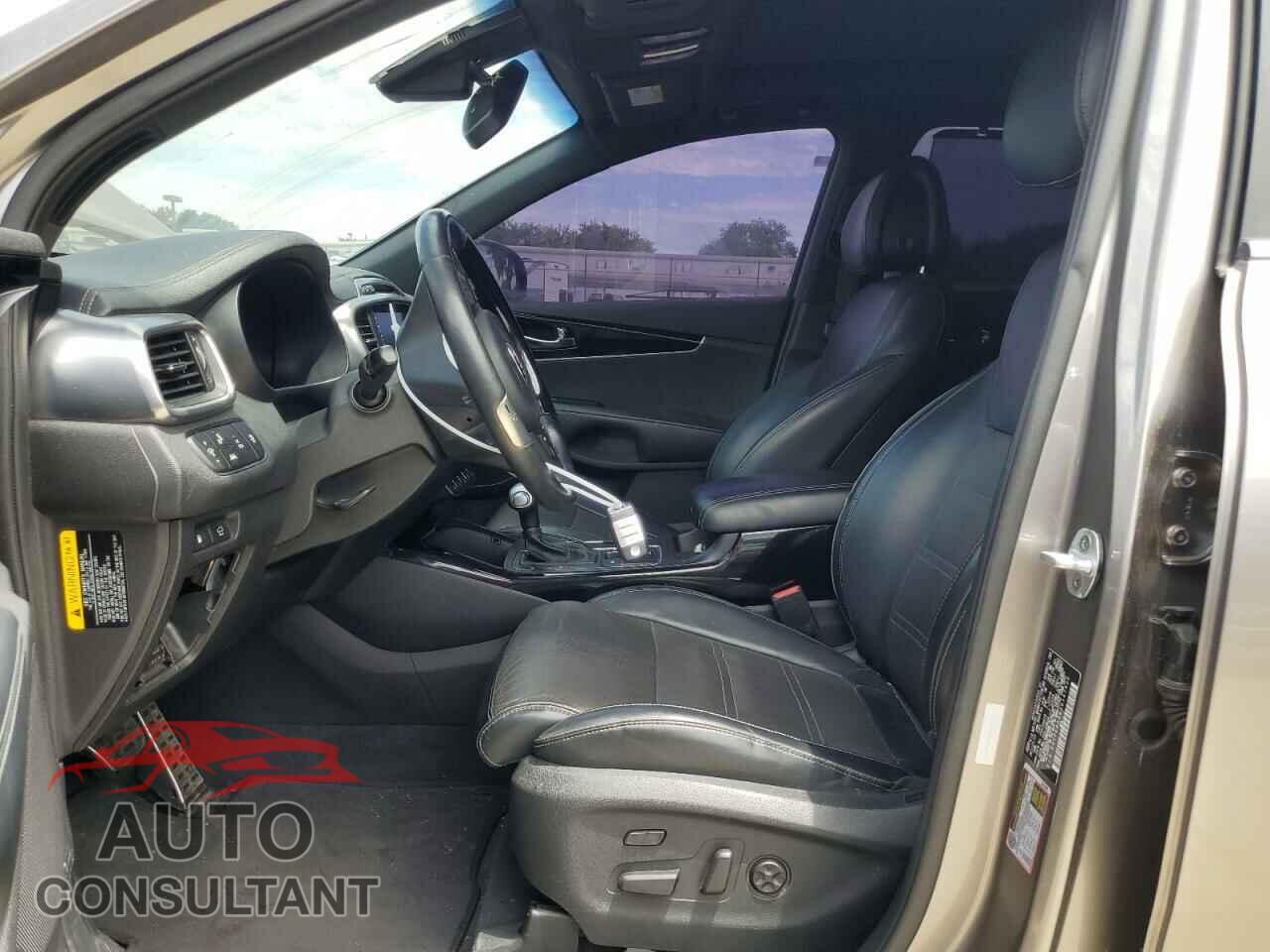 KIA SORENTO 2016 - 5XYPK4A54GG147906