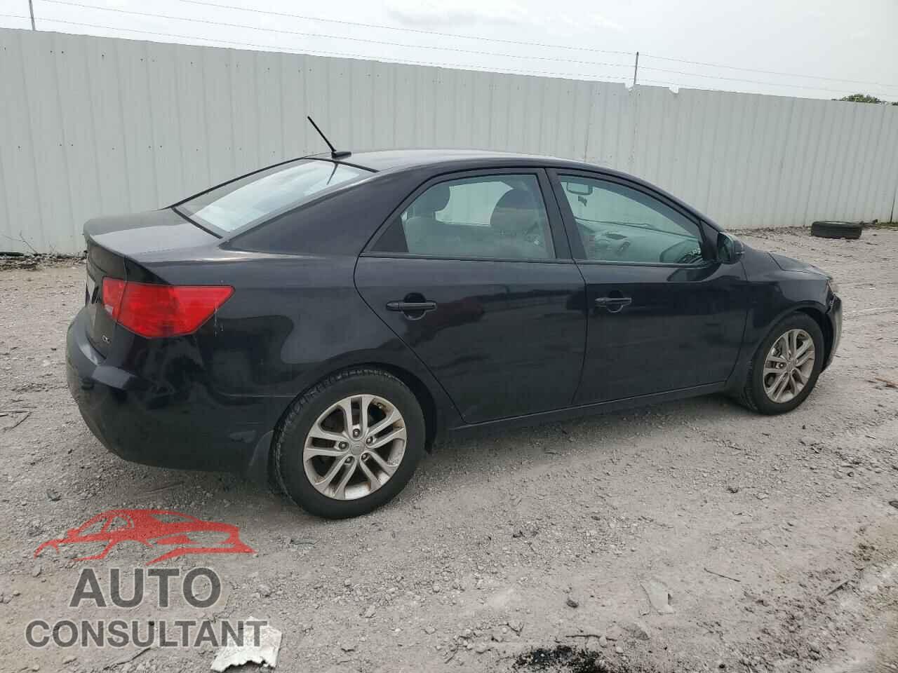 KIA FORTE 2012 - KNAFU4A23C5500177