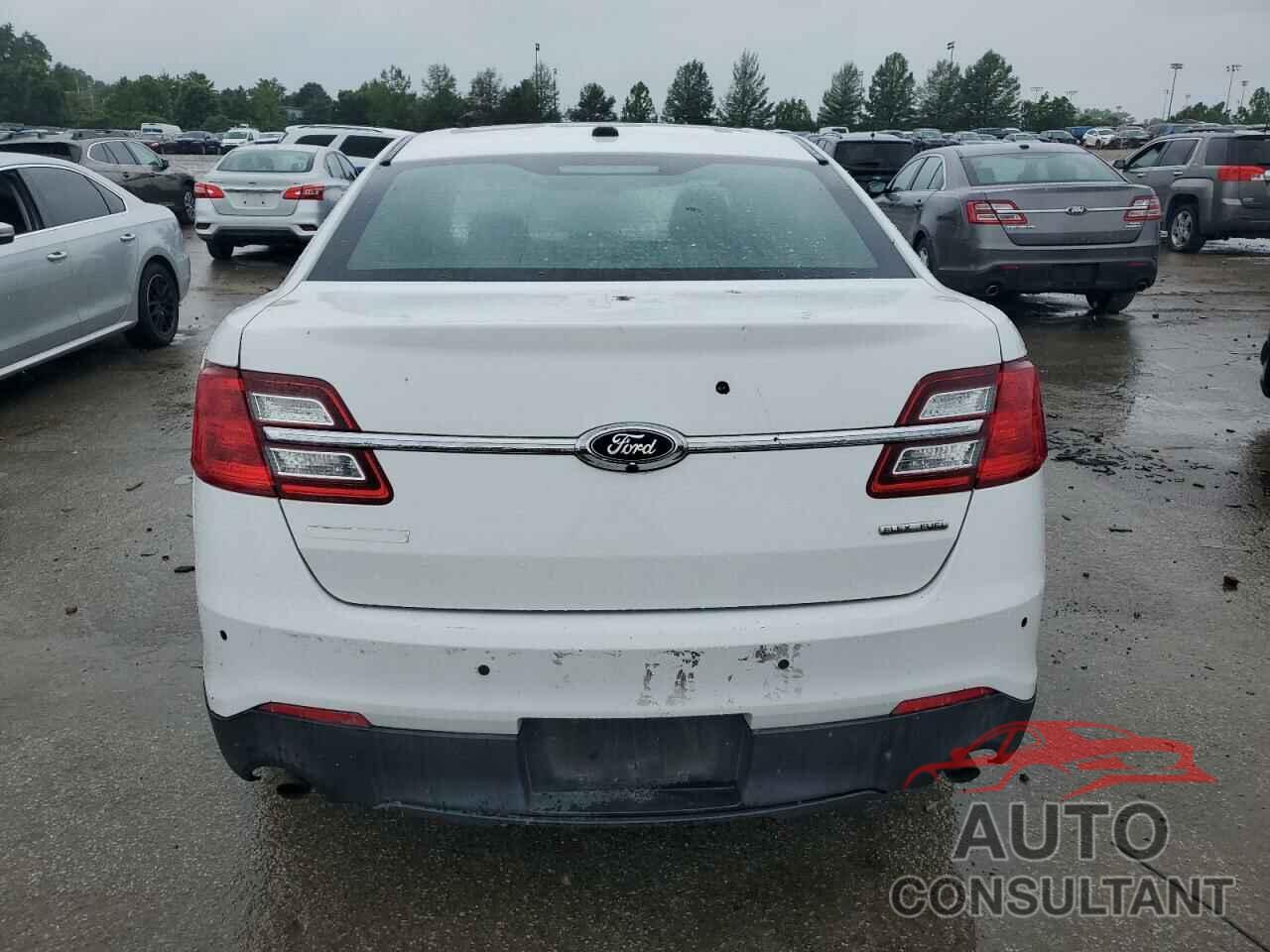 FORD TAURUS 2017 - 1FAHP2L86HG145032