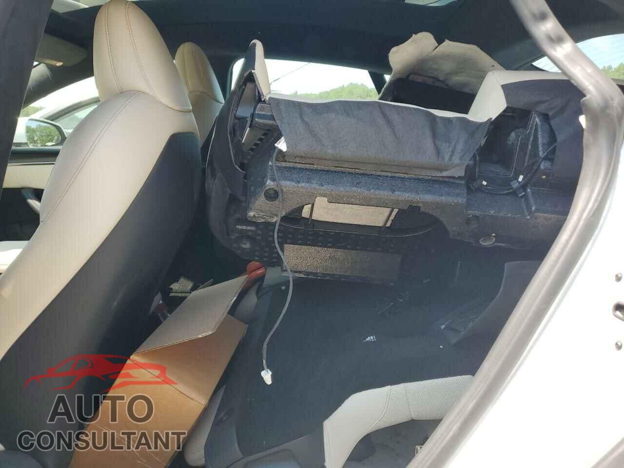 TESLA MODEL S 2022 - 5YJSA1E55NF490234