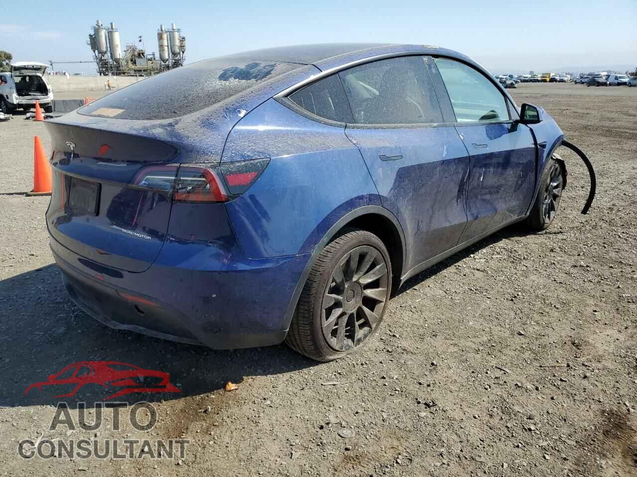 TESLA MODEL Y 2021 - 5YJYGDEE5MF158075