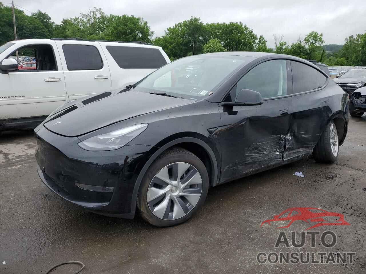 TESLA MODEL Y 2023 - 7SAYGDEE8PA198896