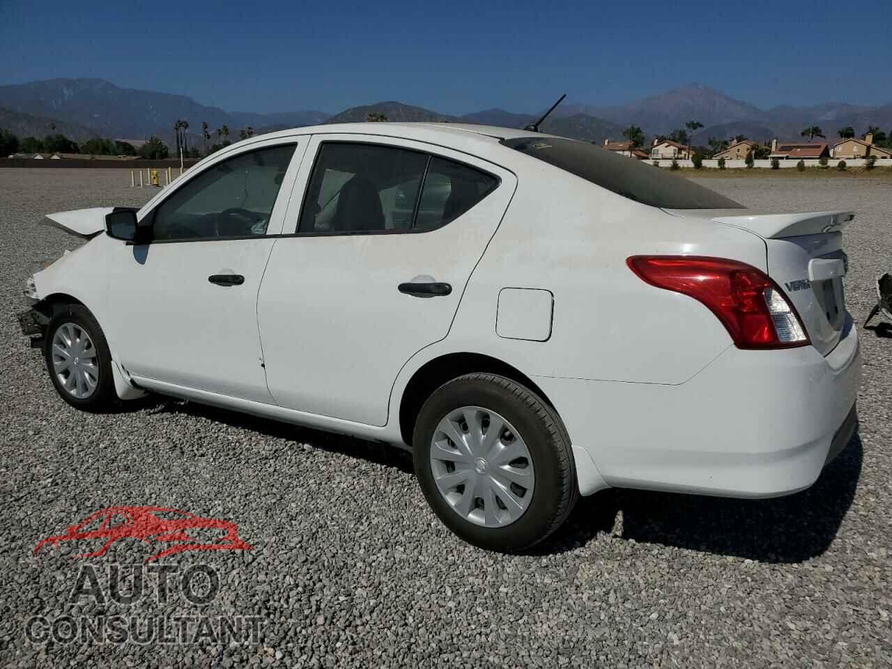 NISSAN VERSA 2017 - 3N1CN7AP9HL882919