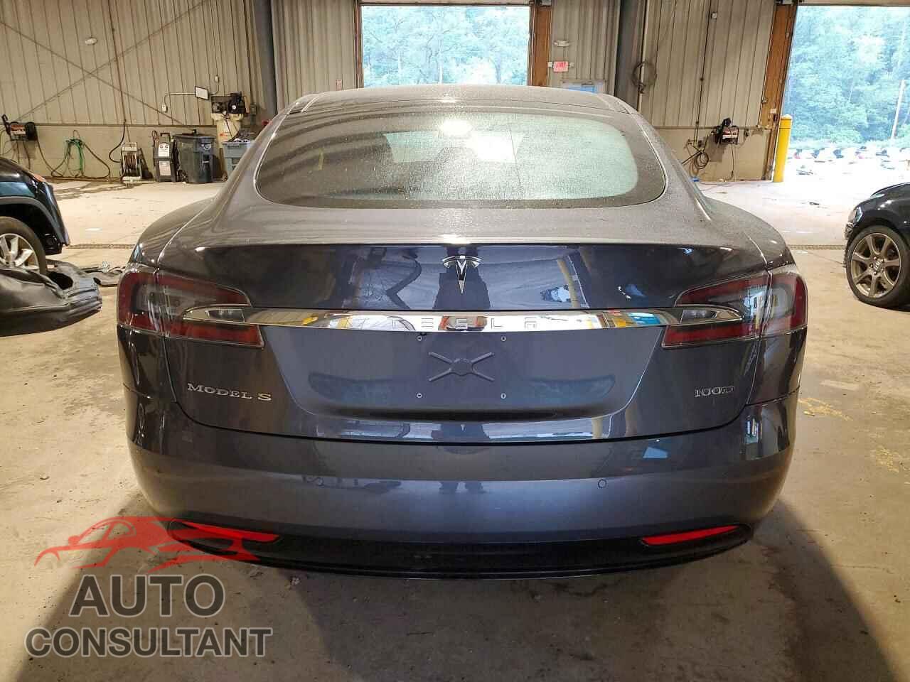 TESLA MODEL S 2017 - 5YJSA1E25HF199016