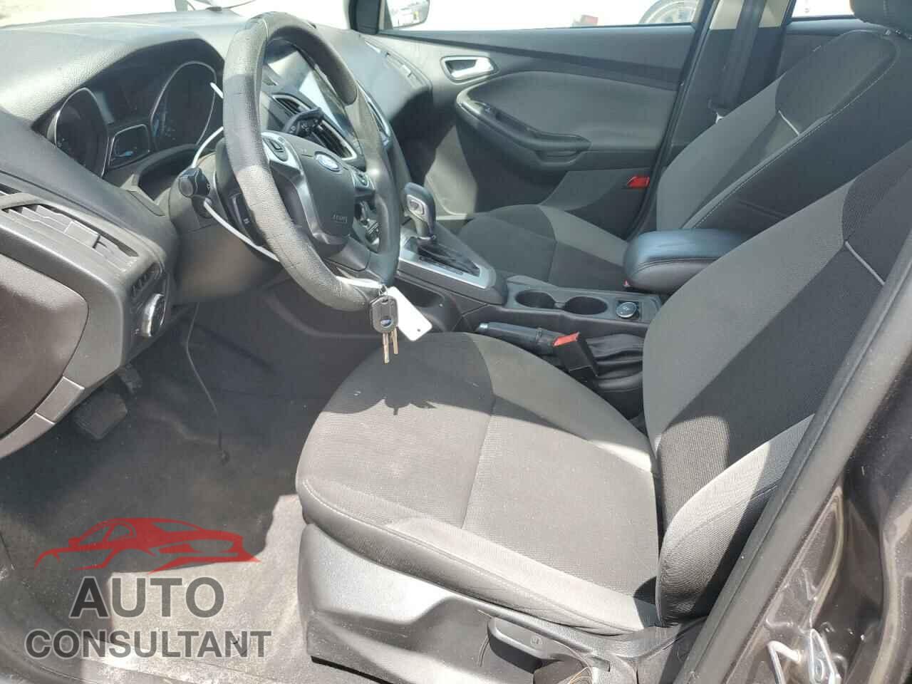FORD FOCUS 2014 - 1FADP3F20EL435992