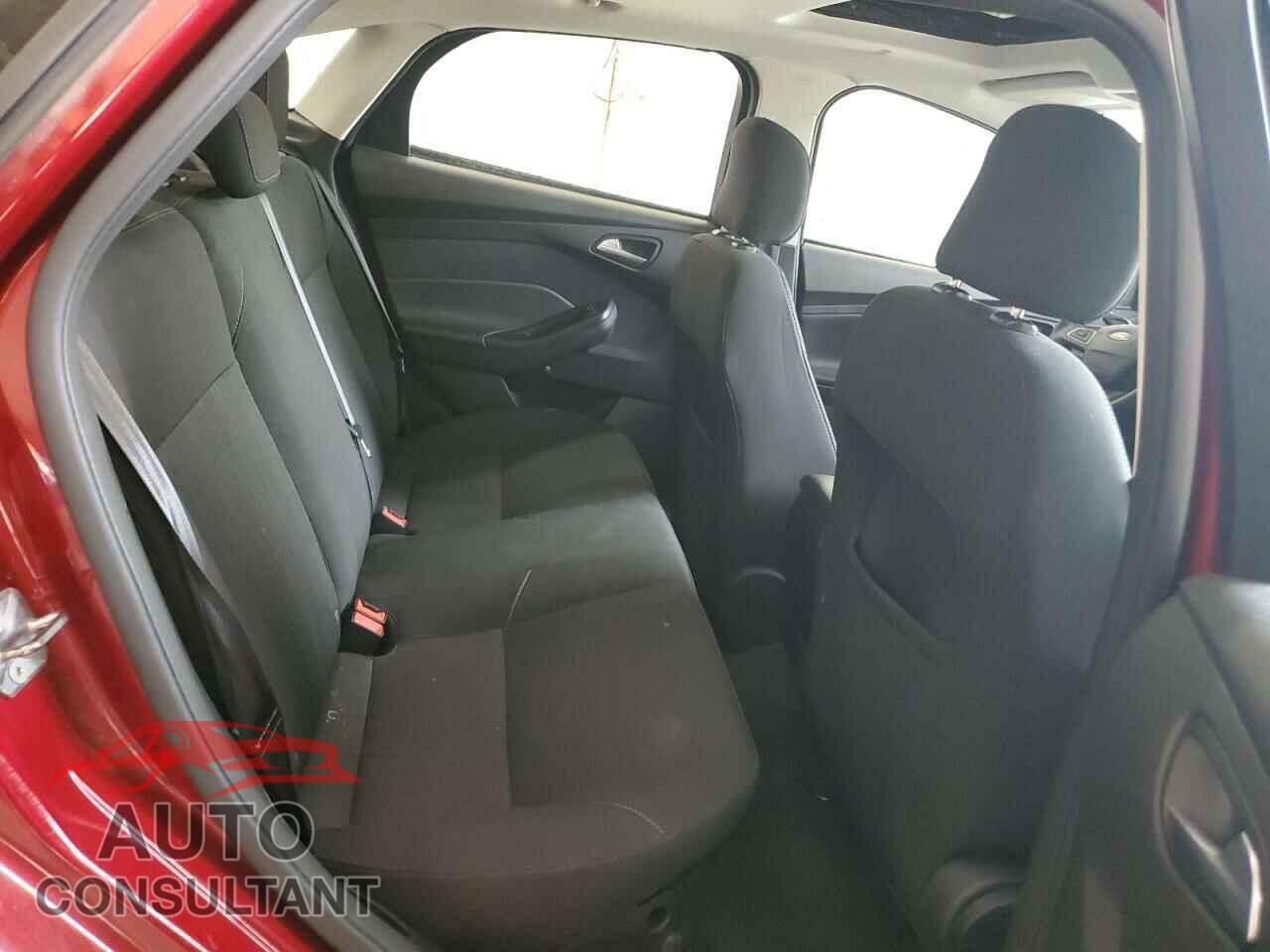 FORD FOCUS 2016 - 1FADP3F26GL253961