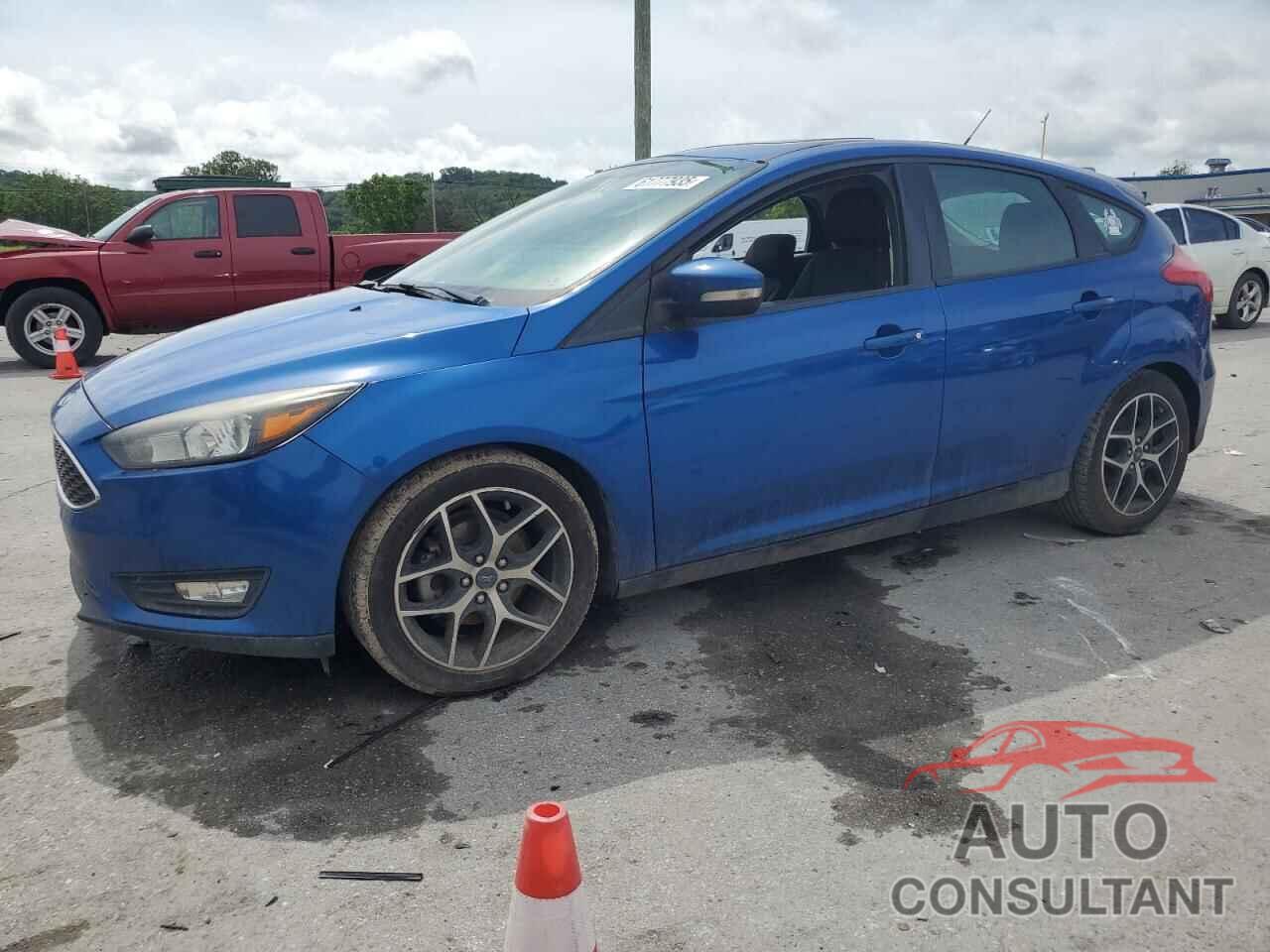 FORD FOCUS 2018 - 1FADP3M24JL323273