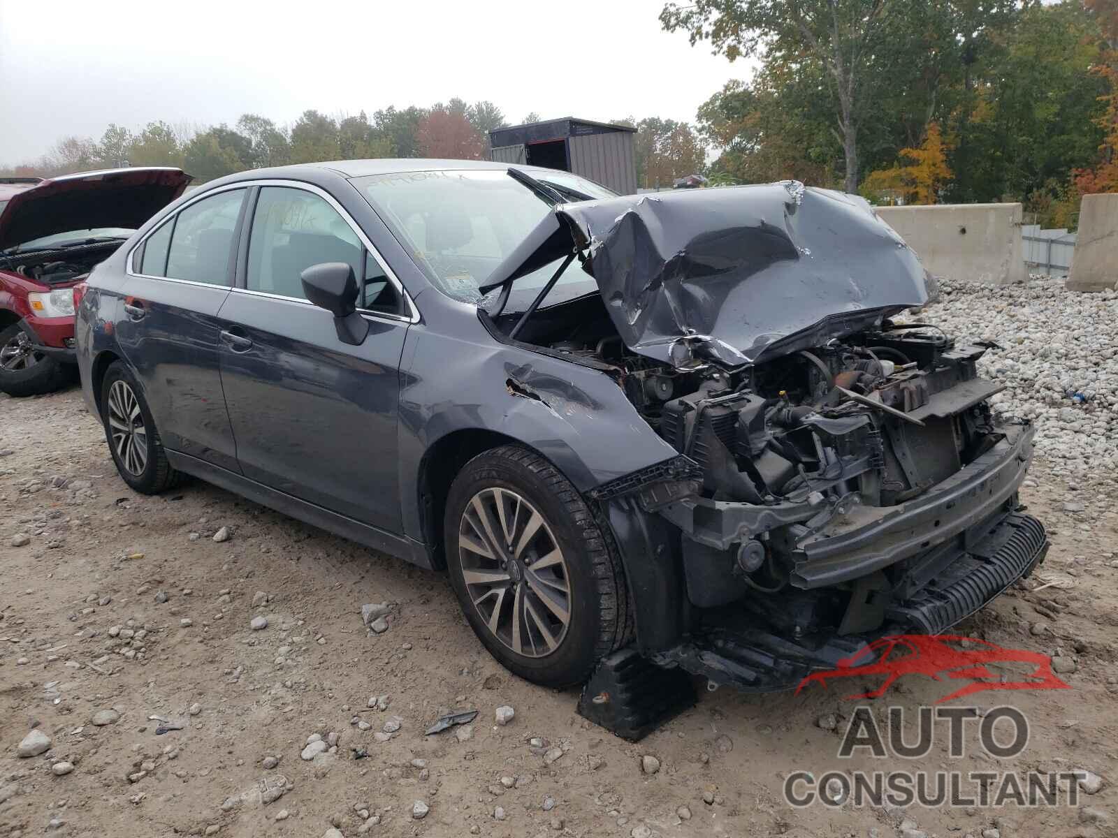 SUBARU LEGACY 2018 - 4S3BNAB66J3029441