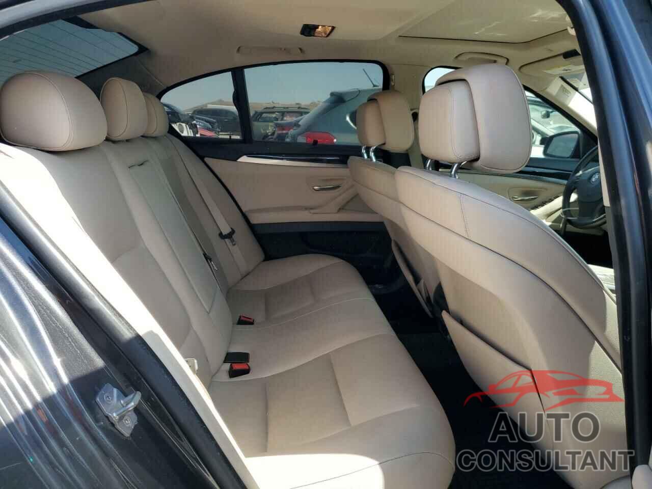 BMW 5 SERIES 2011 - WBAFU7C55BC779604