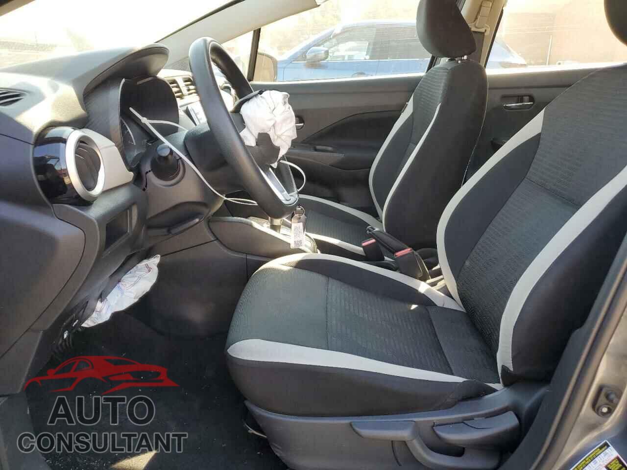 NISSAN VERSA 2021 - 3N1CN8EV4ML884084