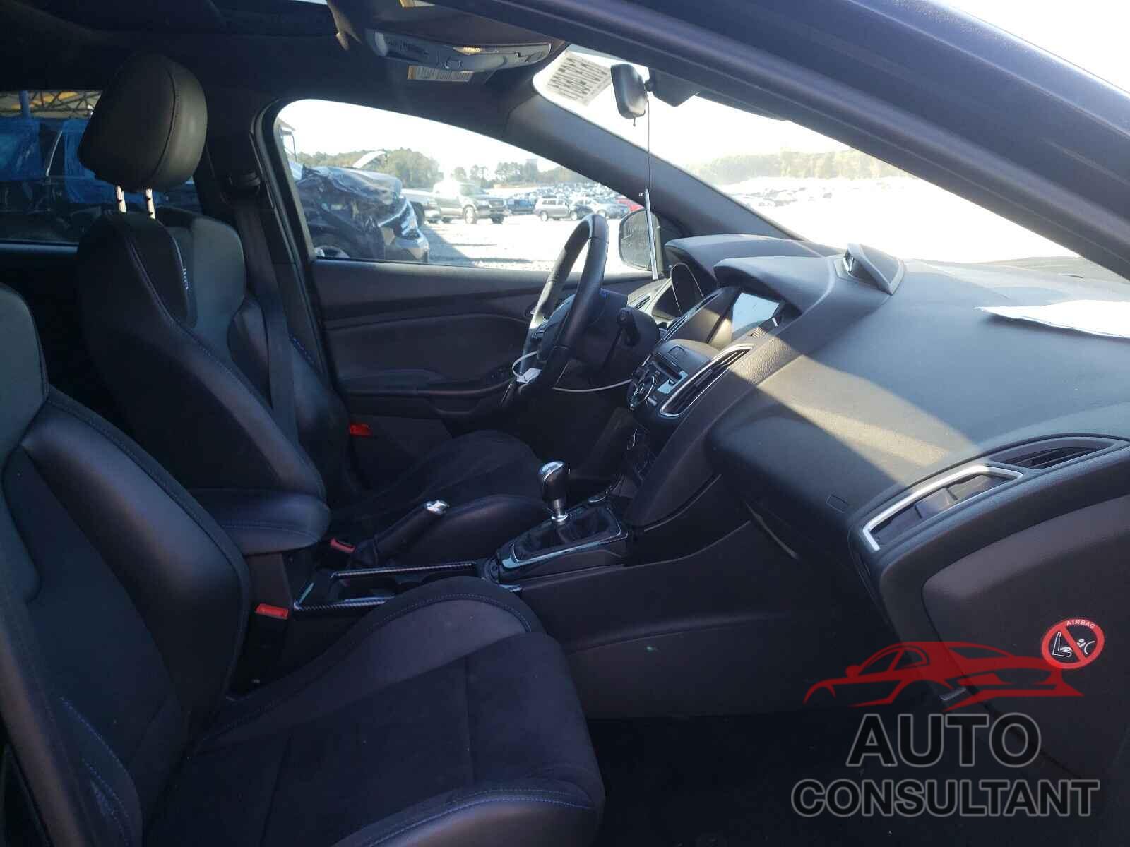 FORD FOCUS 2016 - WF0DP3TH6G4115833