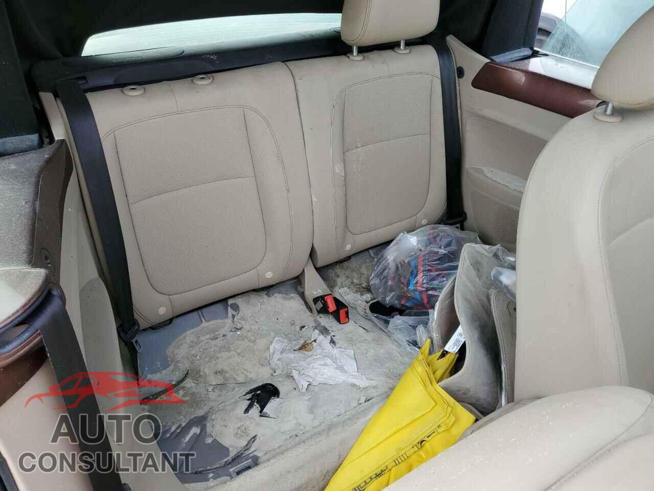 VOLKSWAGEN BEETLE 2017 - 3VW517AT3HM809132