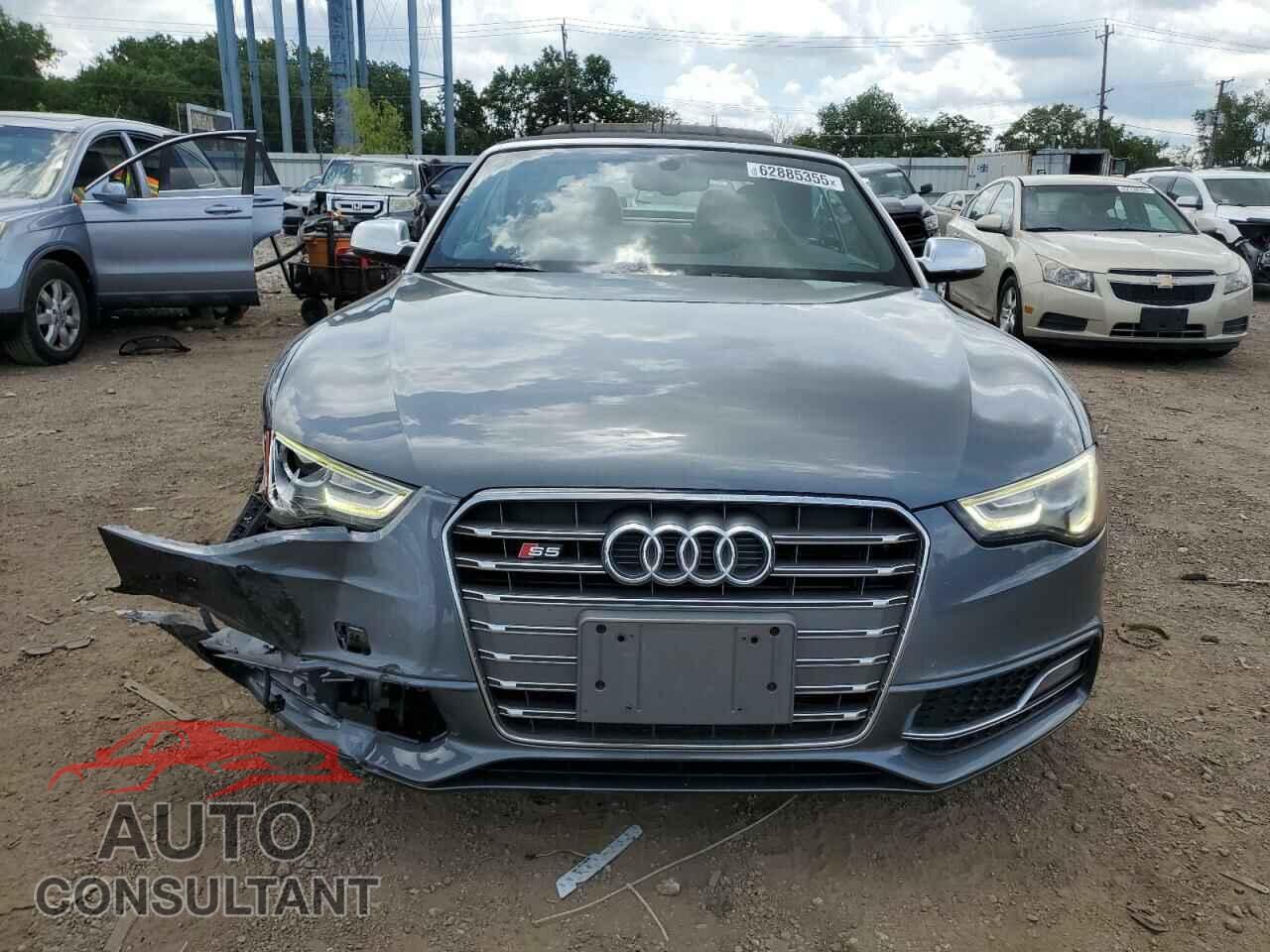 AUDI S5/RS5 2013 - WAUCGAFH9DN001083