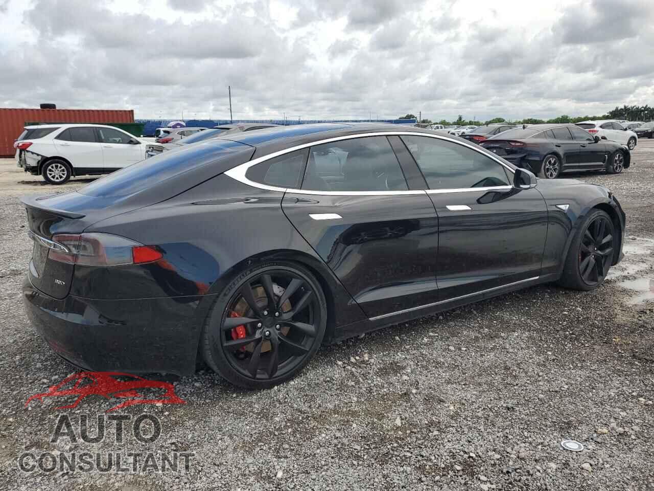 TESLA MODEL S 2016 - 5YJSA1E26GF138952