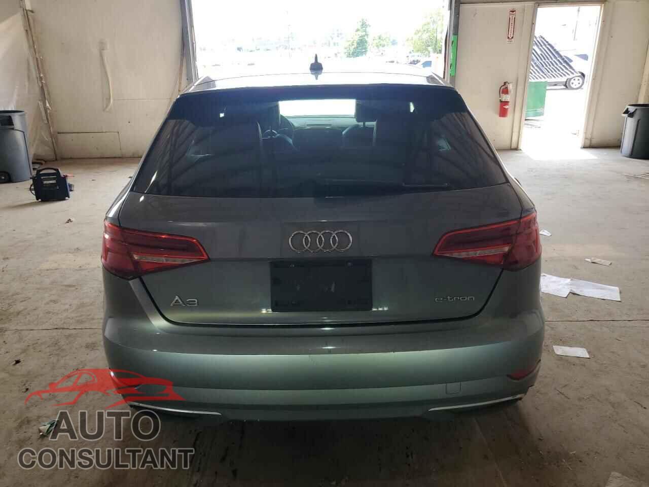 AUDI A3 2017 - WAUUPBFF8HA106980