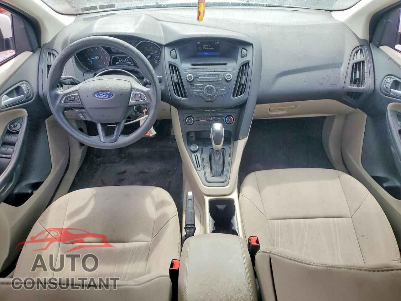 FORD FOCUS 2015 - 1FADP3F28FL353610