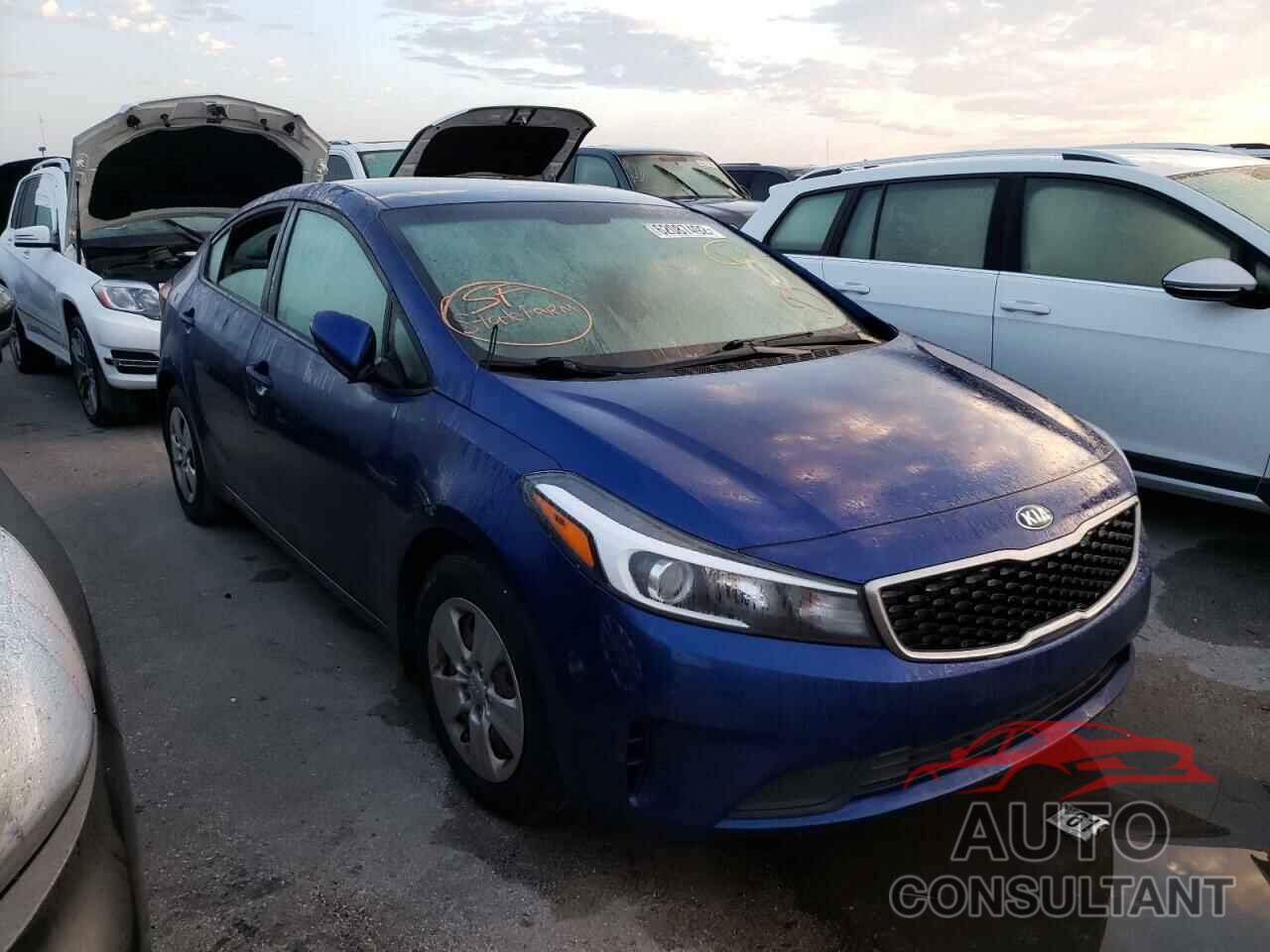 KIA FORTE 2018 - 3KPFK4A79JE213061