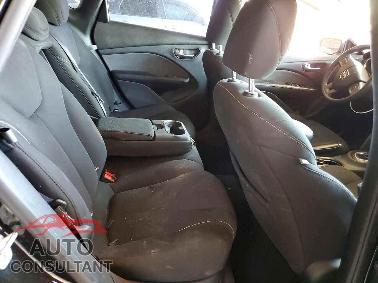 DODGE DART 2013 - 1C3CDFBA8DD307817