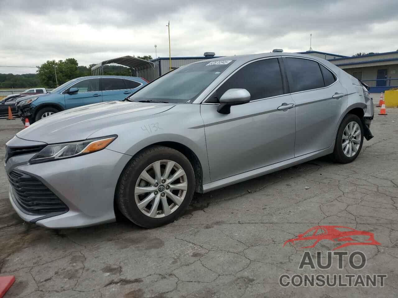 TOYOTA CAMRY 2019 - 4T1B11HK0KU784785
