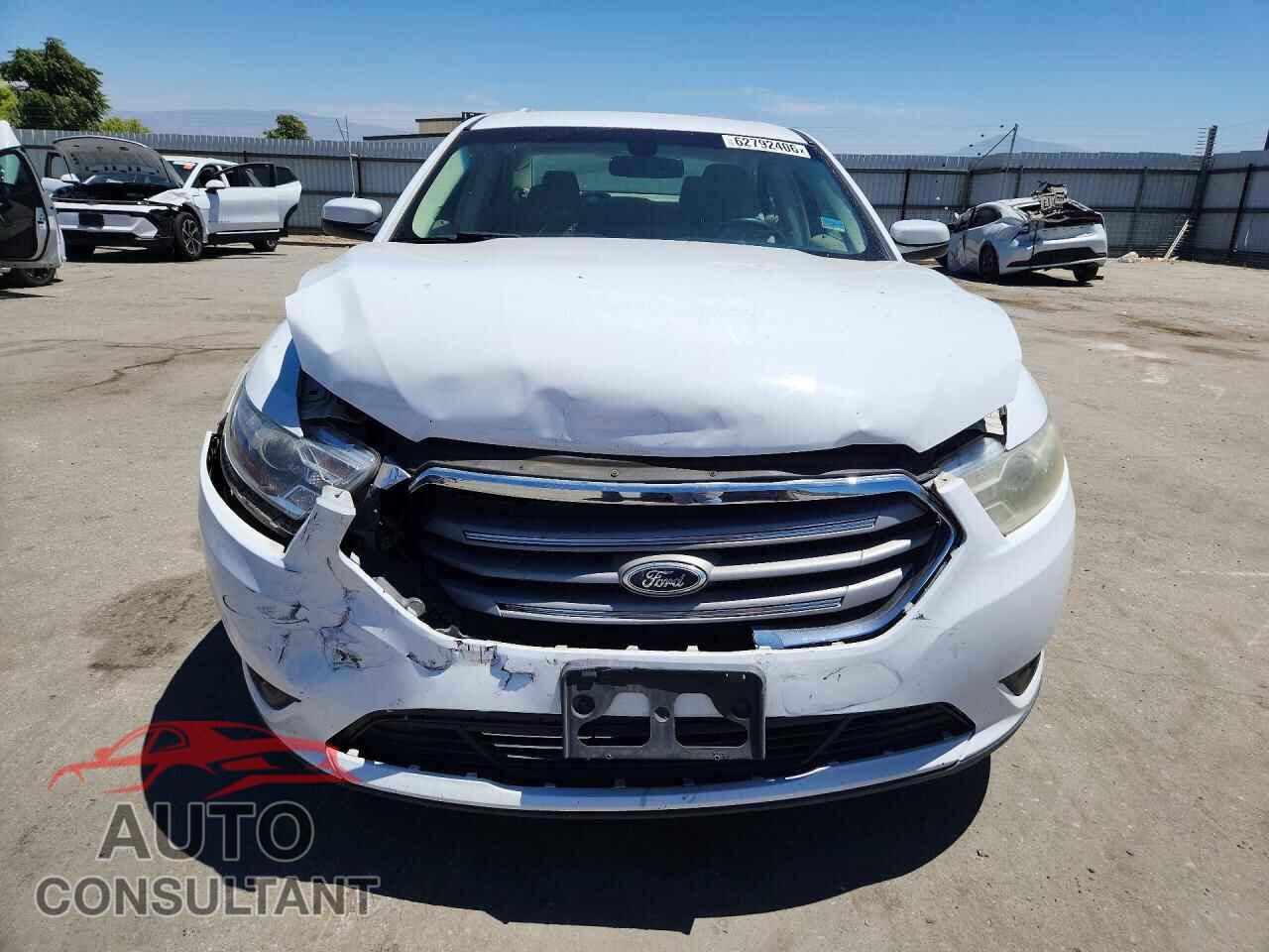 FORD TAURUS 2015 - 1FAHP2E84FG173003