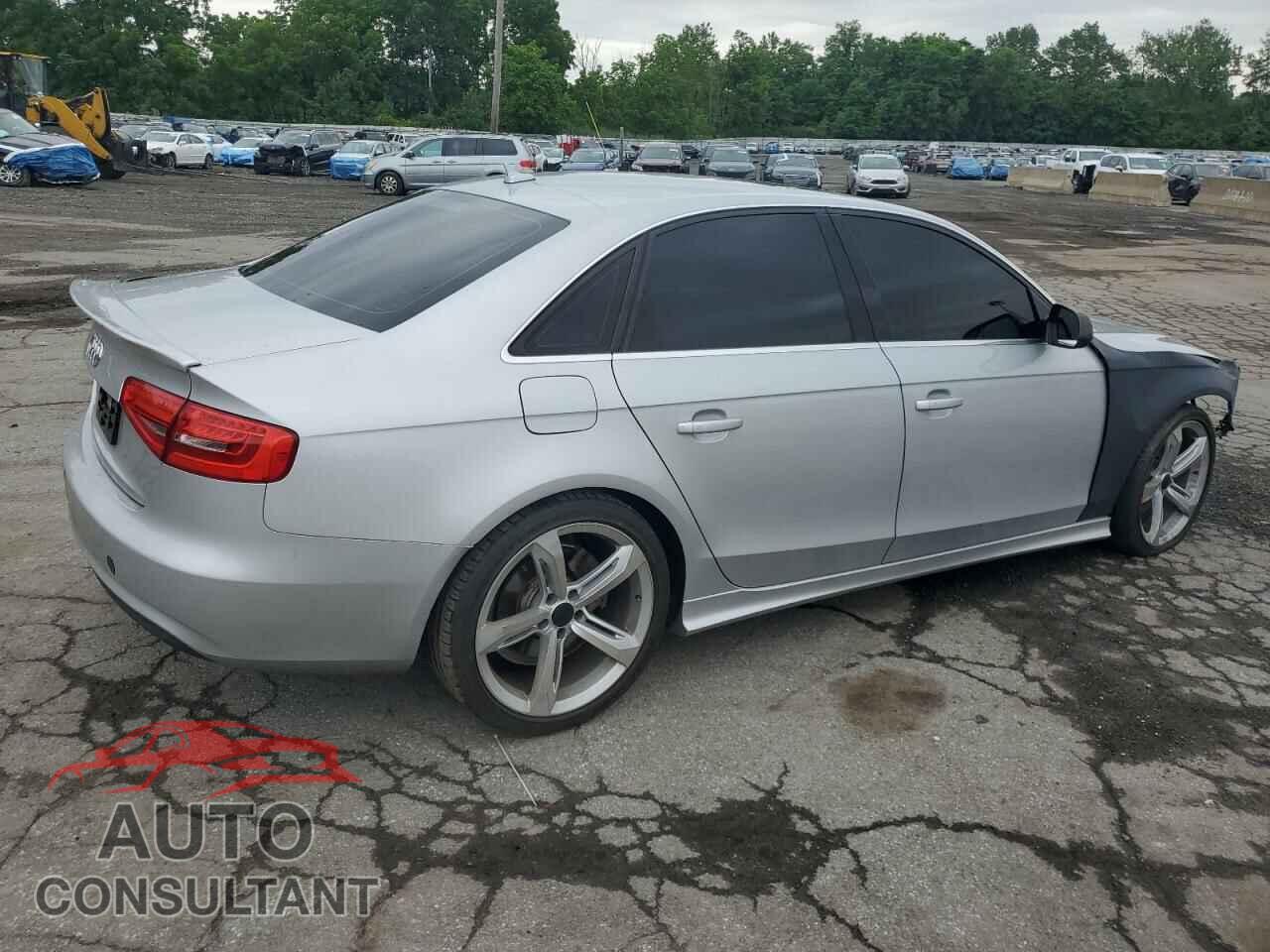 AUDI A4 2013 - WAUBFAFL5DN007112