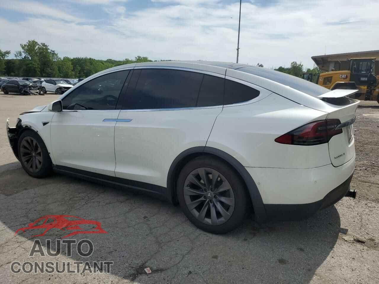 TESLA MODEL X 2018 - 5YJXCAE25JF091422