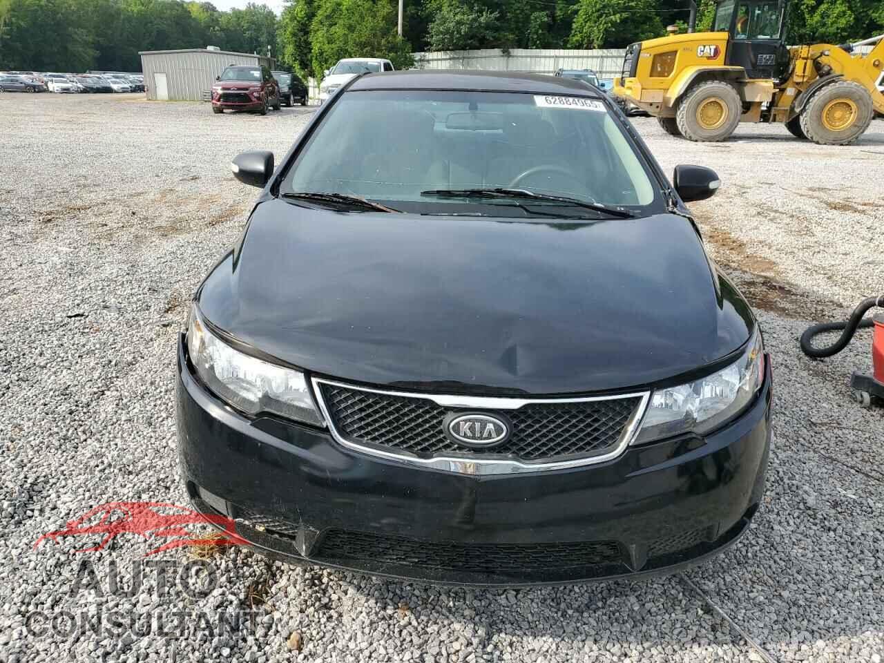 KIA FORTE 2010 - KNAFU4A28A5833004