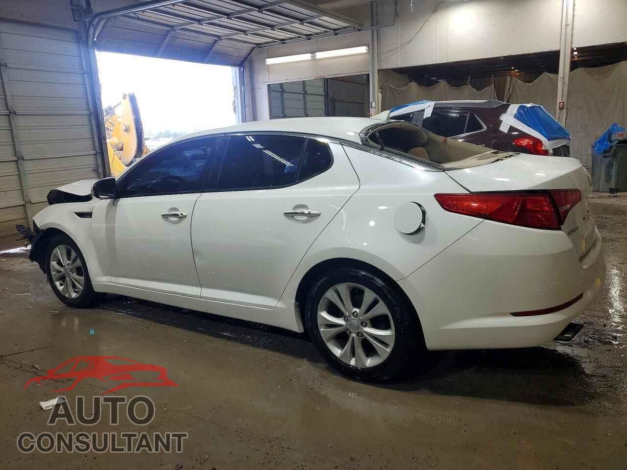 KIA OPTIMA 2012 - KNAGM4A79C5275327