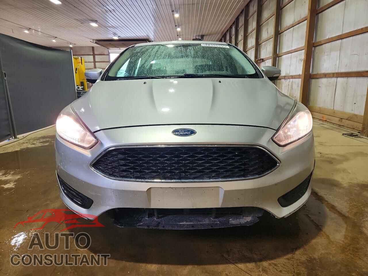 FORD FOCUS 2018 - 1FADP3FE1JL320208