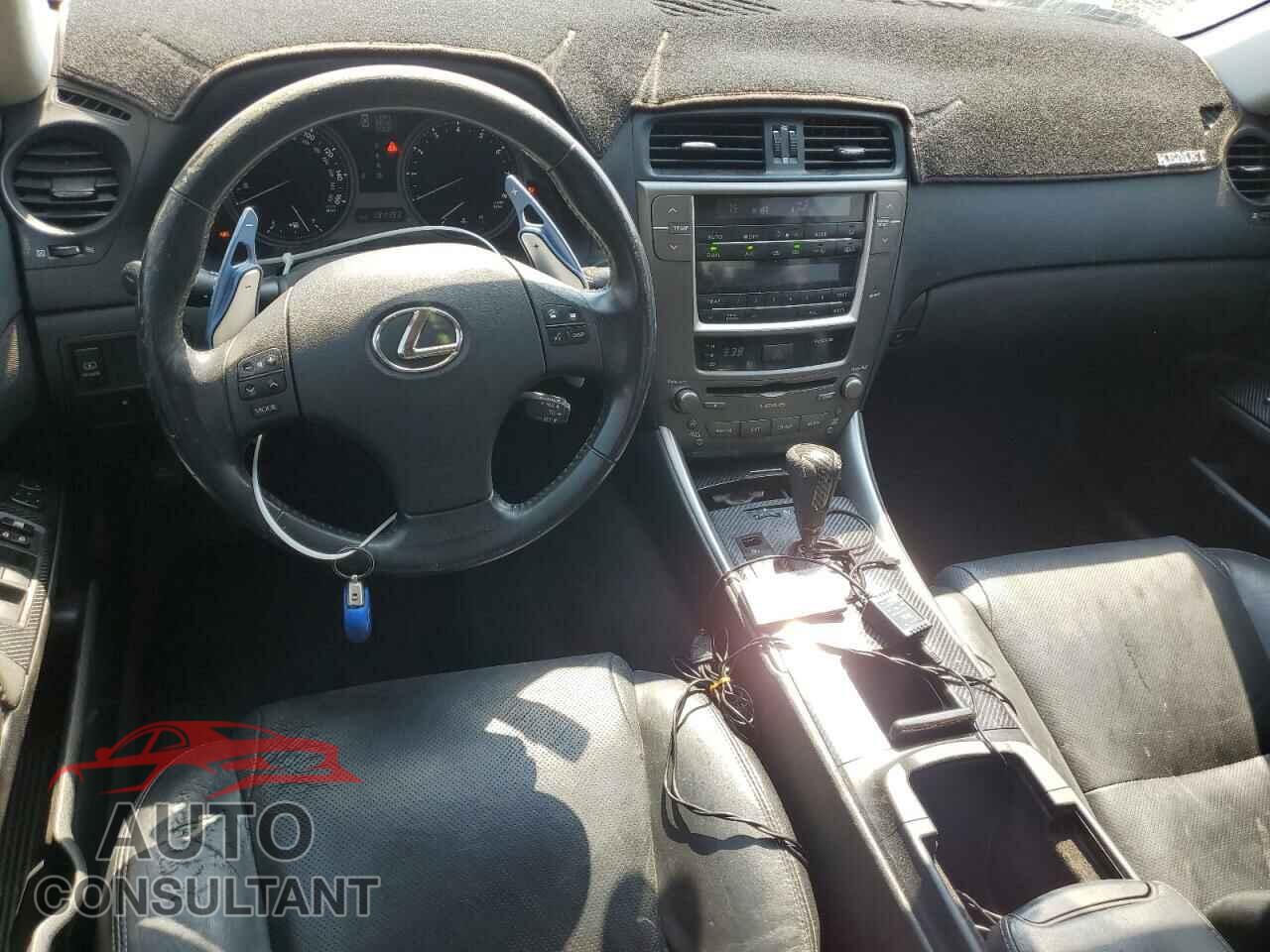 LEXUS IS 2010 - JTHCF5C26A5039877