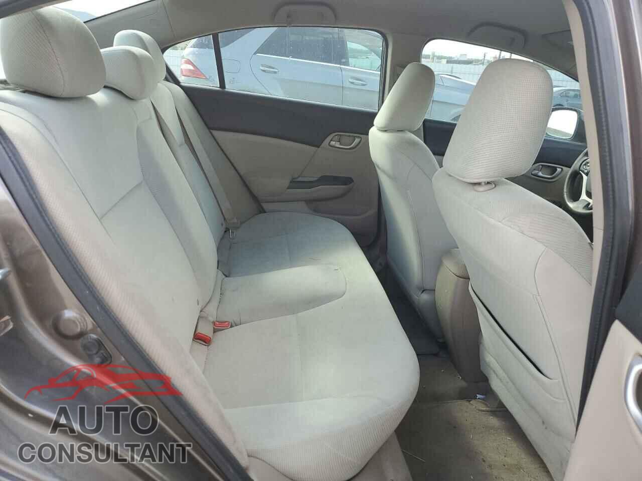 HONDA CIVIC 2012 - 2HGFB2F52CH572806