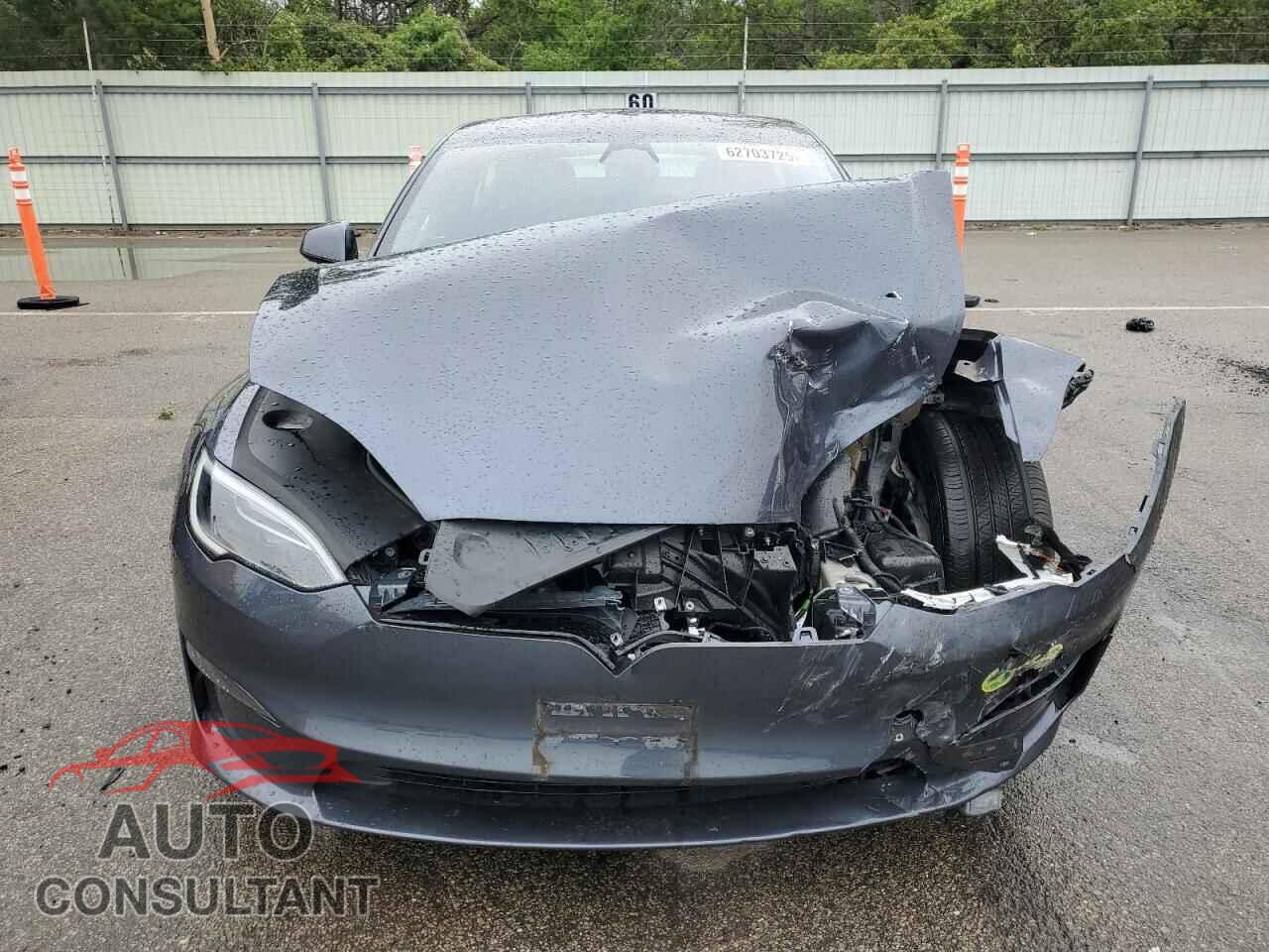 TESLA MODEL S 2023 - 5YJSA1E52PF503153