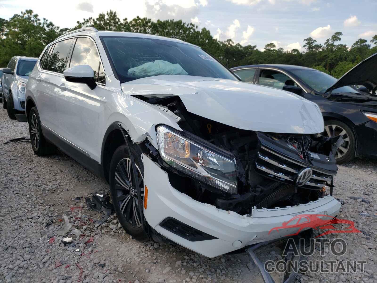 VOLKSWAGEN TIGUAN 2018 - 3VV3B7AX3JM109211