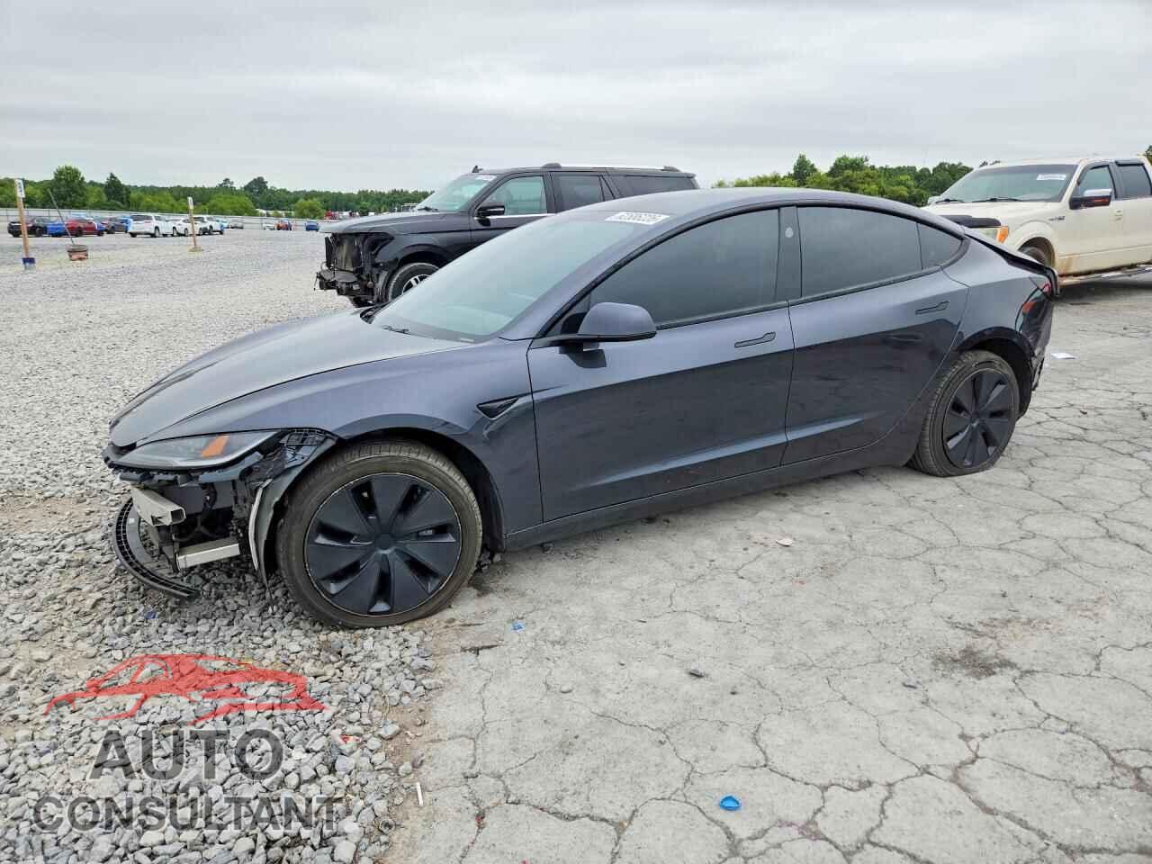 TESLA MODEL 3 2024 - 5YJ3E1EB9RF822177
