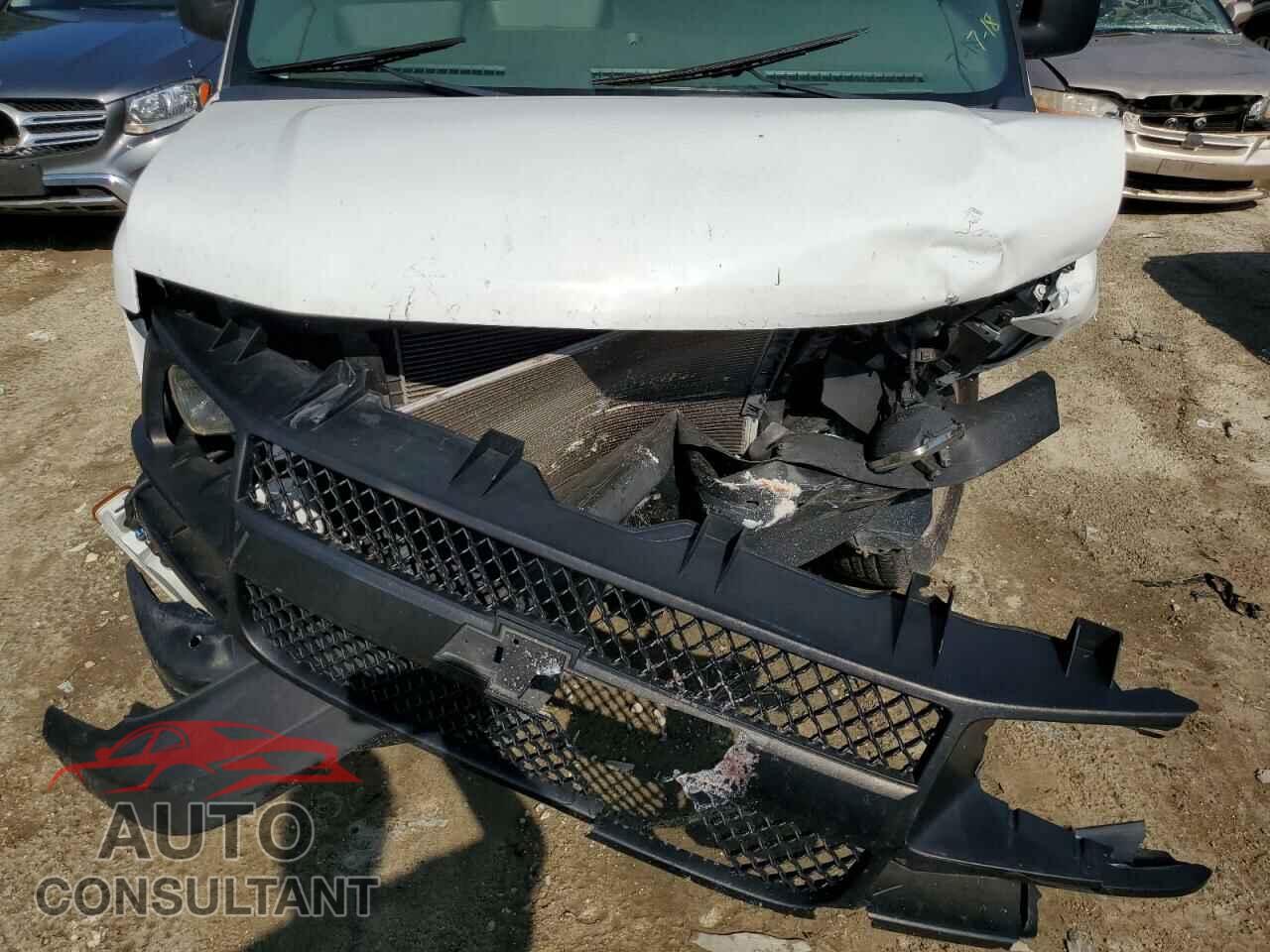 CHEVROLET EXPRESS 2014 - 1GCSGAFX4E1175528