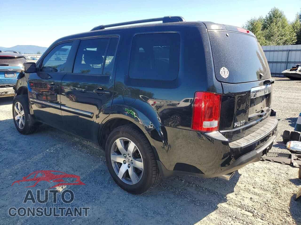 HONDA PILOT 2015 - 5FNYF4H94FB002002
