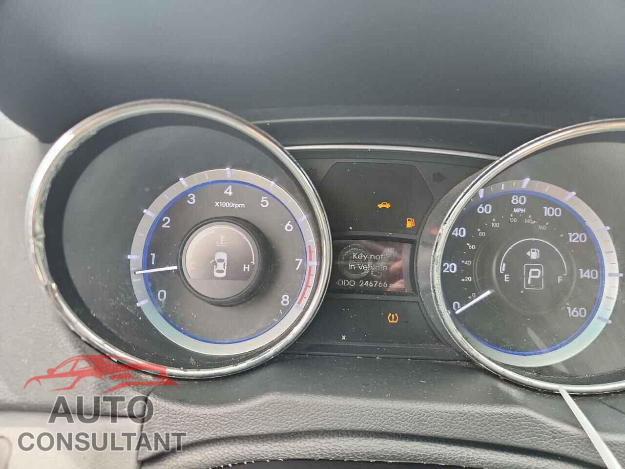 HYUNDAI SONATA 2011 - 5NPEC4AC0BH001443