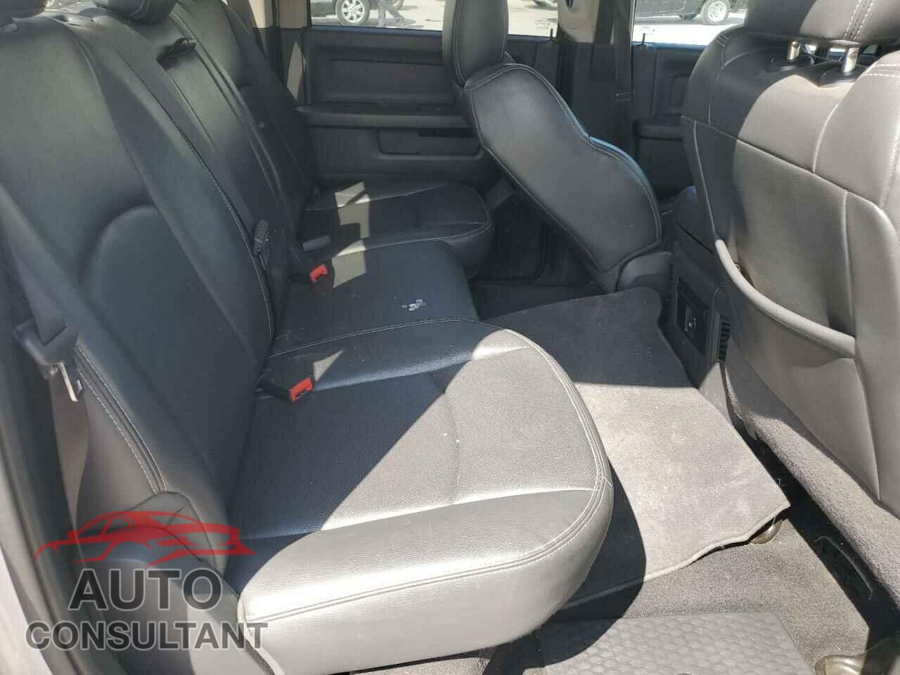 DODGE RAM 1500 2012 - 1C6RD7MT9CS140962