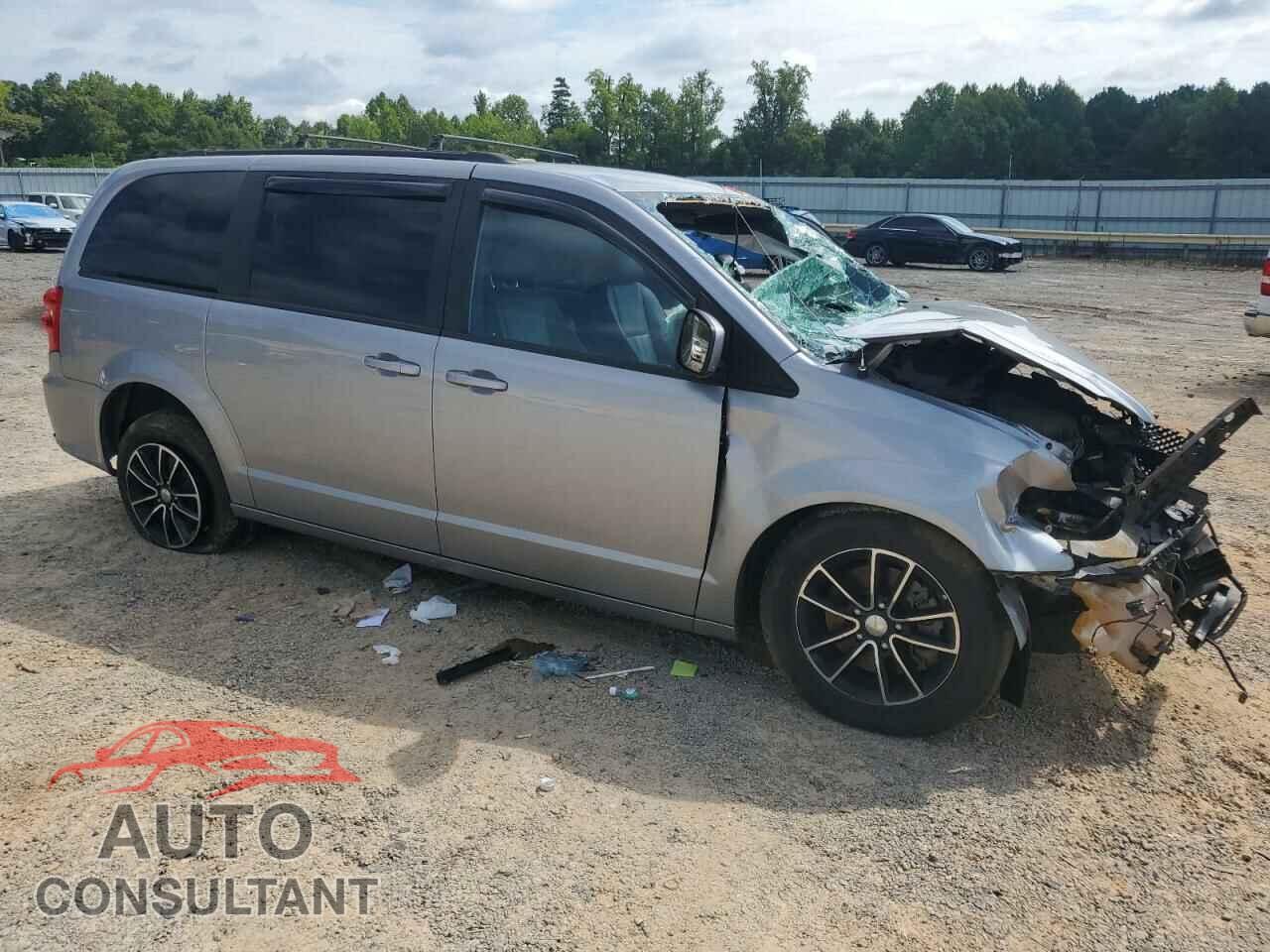 DODGE CARAVAN 2018 - 2C4RDGEG0JR224029