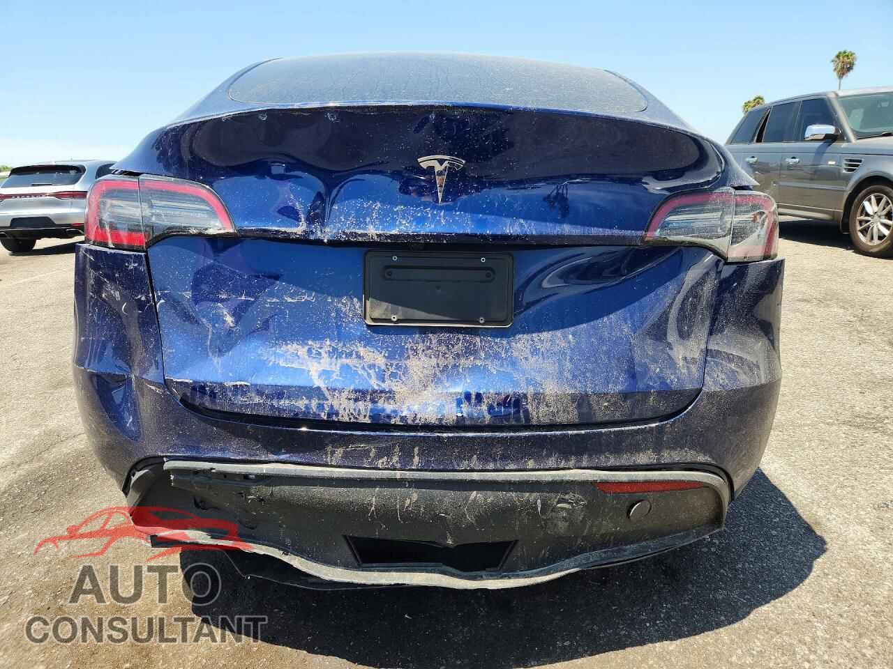 TESLA MODEL Y 2024 - 7SAYGDED8RF094518