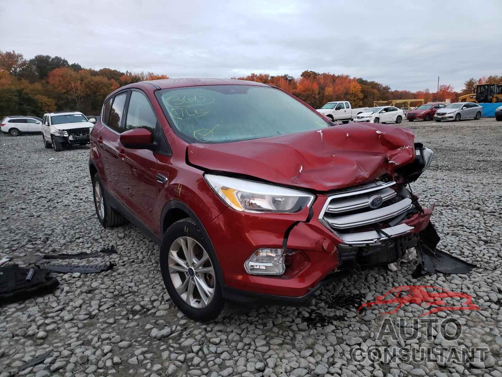 FORD ESCAPE 2017 - 1FMCU9GD0HUB25367