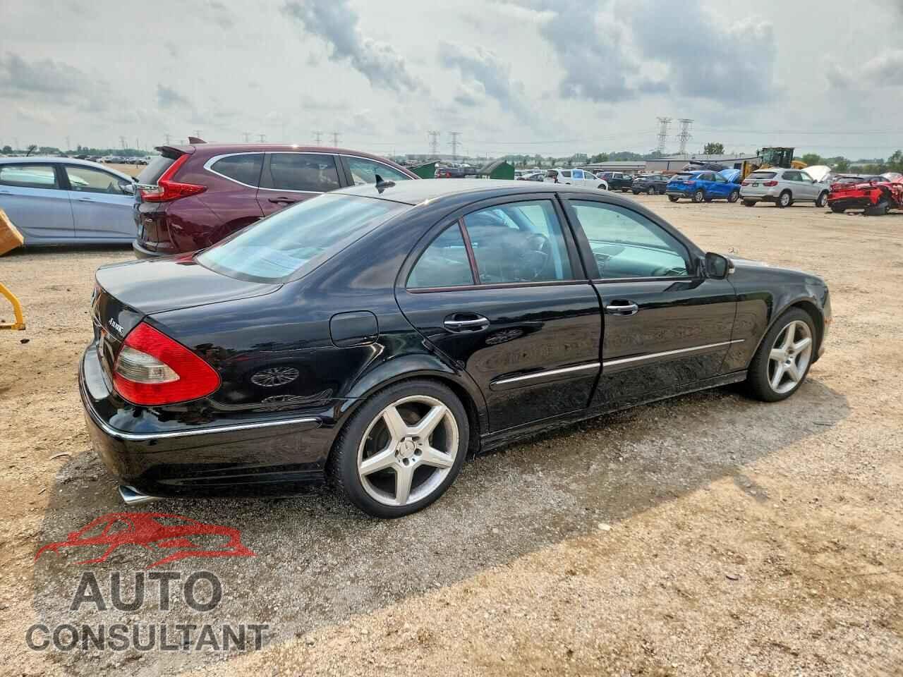 MERCEDES-BENZ E-CLASS 2009 - WDBUF87X79B435342
