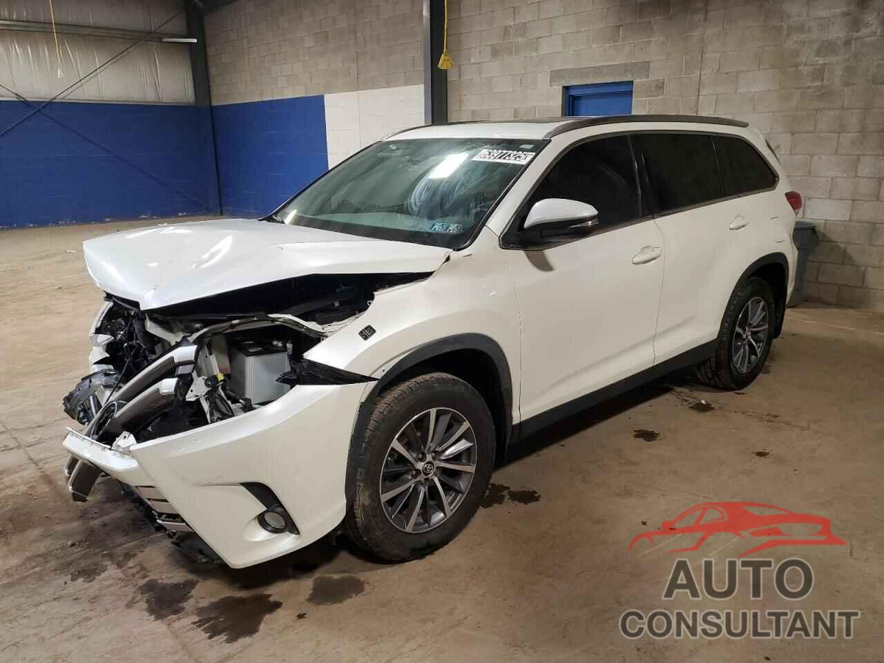 TOYOTA HIGHLANDER 2019 - 5TDJZRFH1KS714408