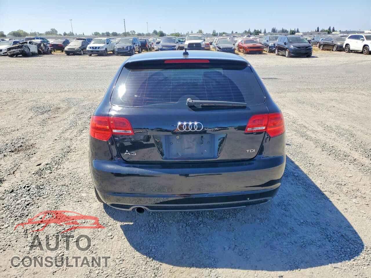 AUDI A3 2012 - WAUBJAFM7CA005357