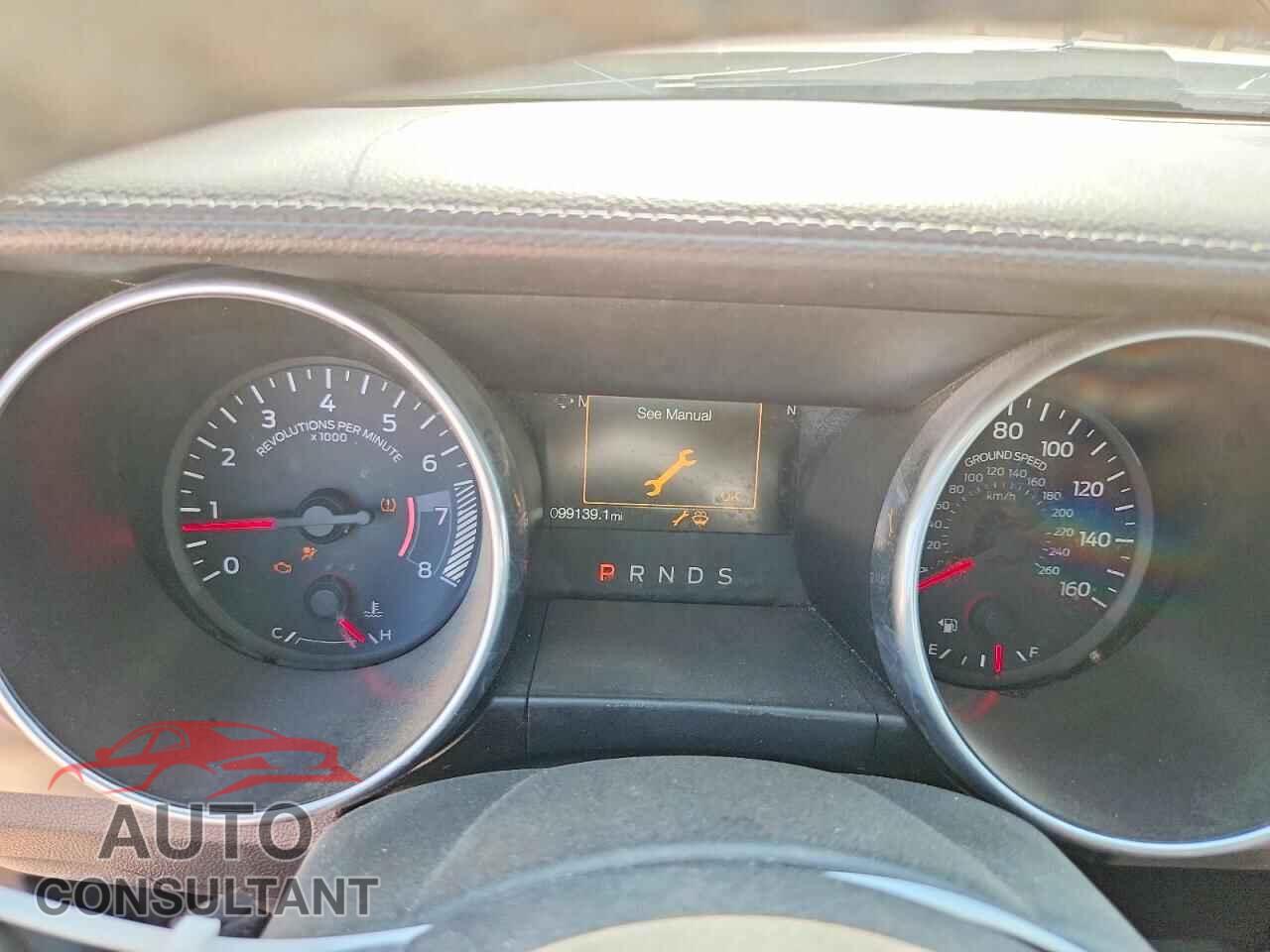 FORD MUSTANG 2018 - 1FATP8UH4J5111779